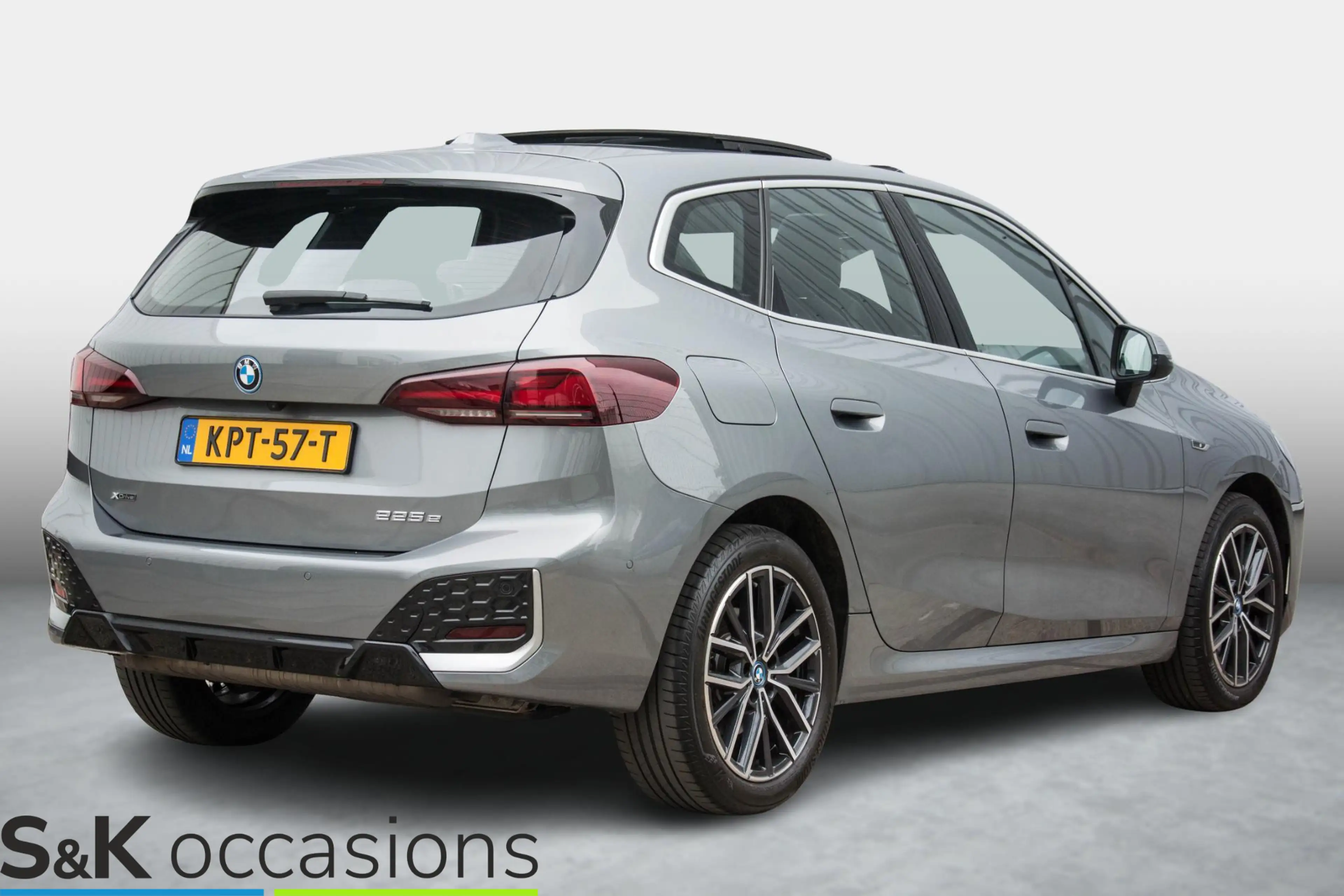 BMW 225 2-serie Active Tourer 225e xDrive — photo 41