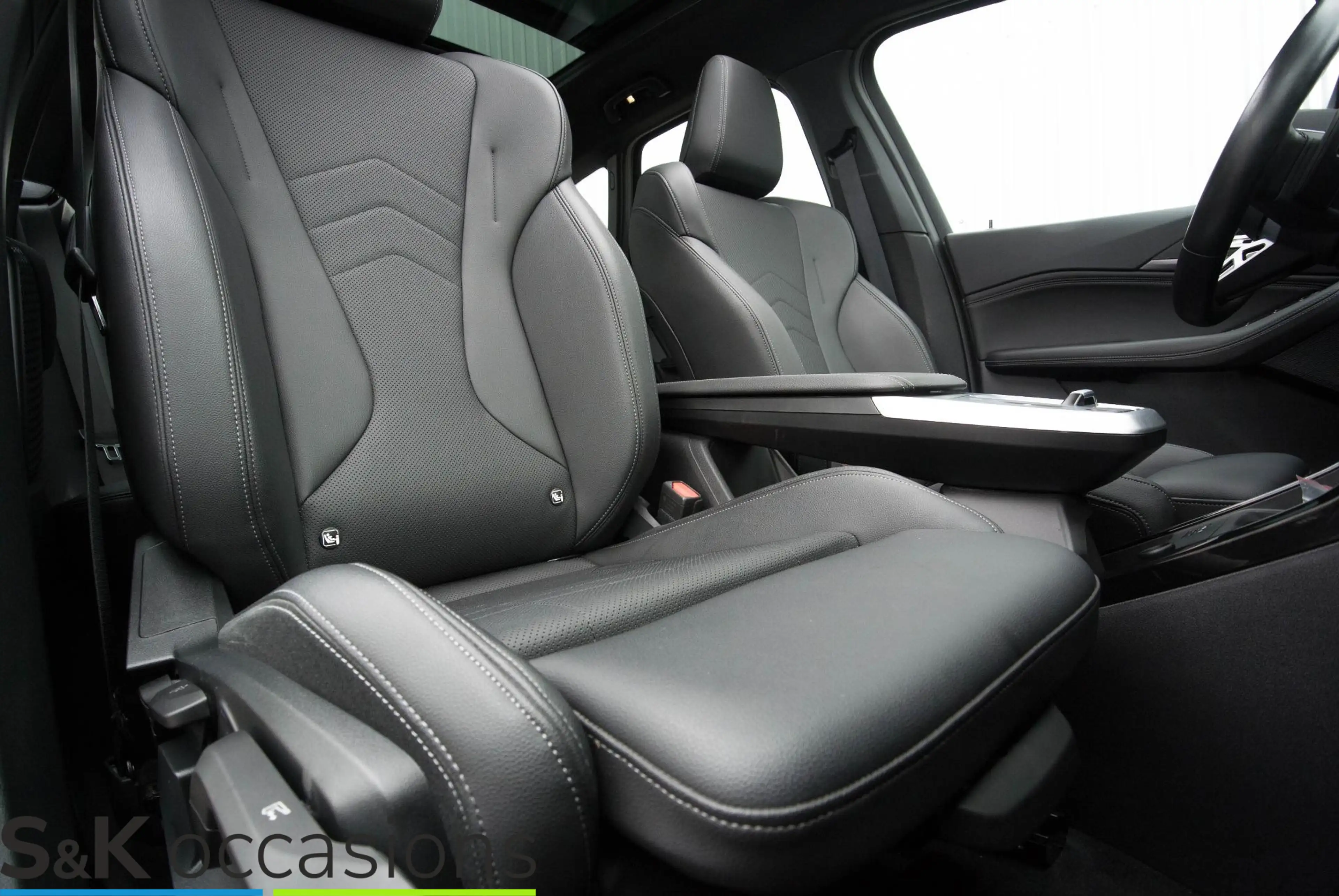 BMW 225 2-serie Active Tourer 225e xDrive — photo 14
