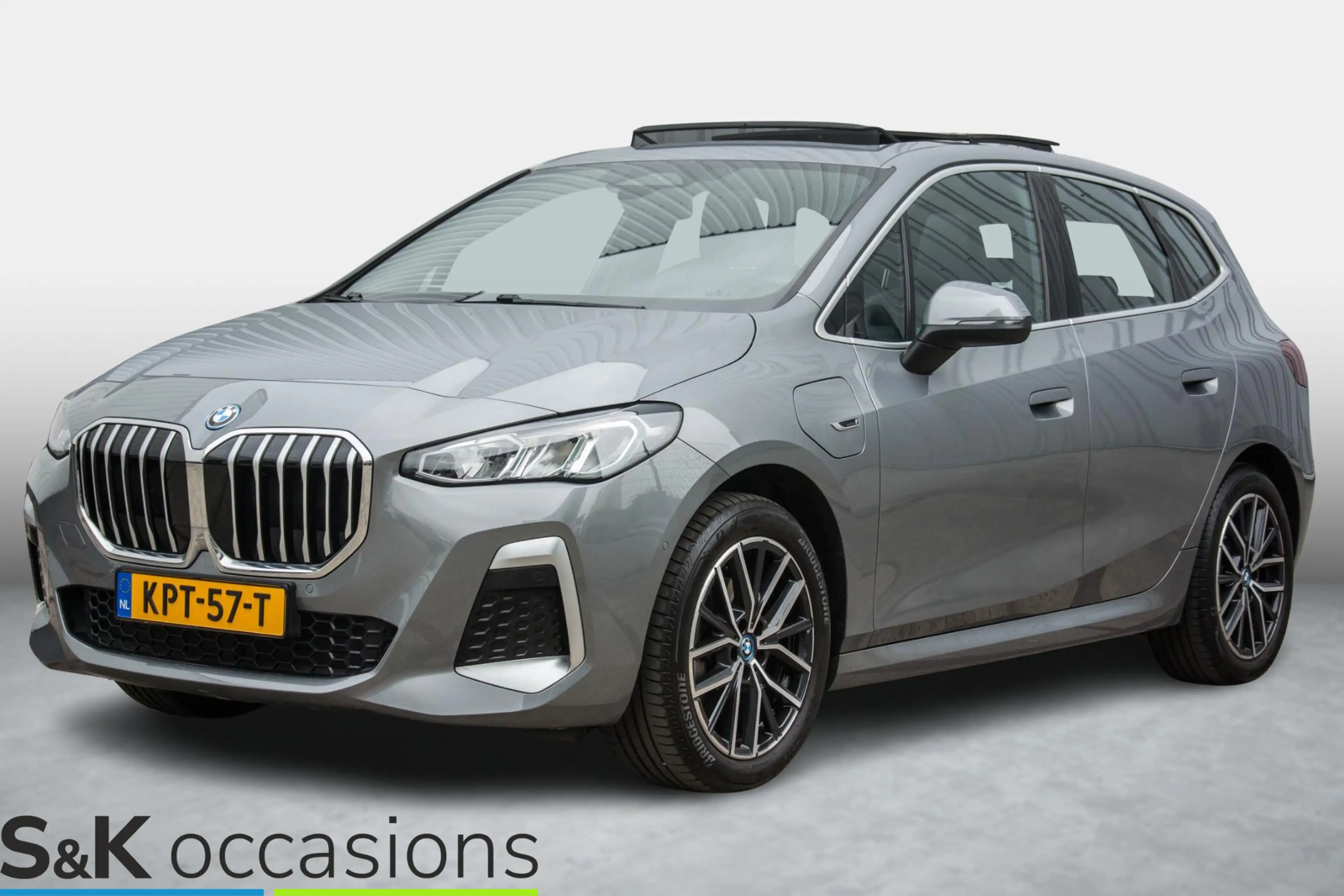 BMW 225 2-serie Active Tourer 225e xDrive — photo 38