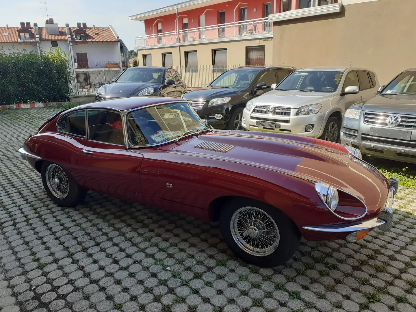 Jaguar E-Type 4.2 II serie coupe ASI targa ORO Rood - 1