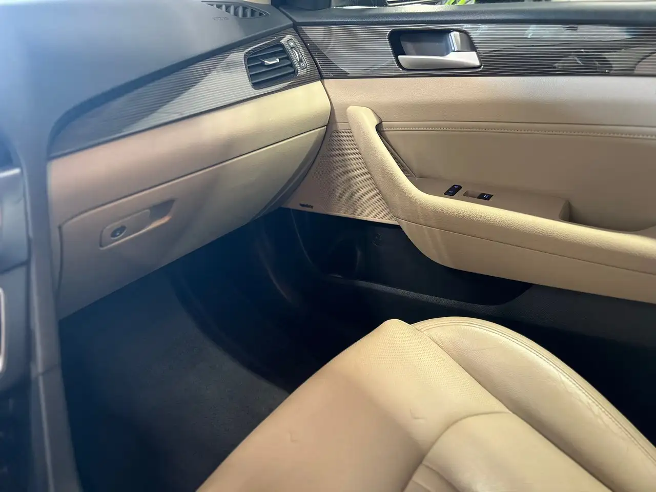 Hyundai SONATA снимка Hyundai SONATA