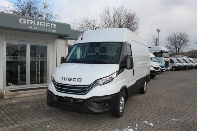 Iveco Daily 35S16A8 V MY24  Radstand 3520L