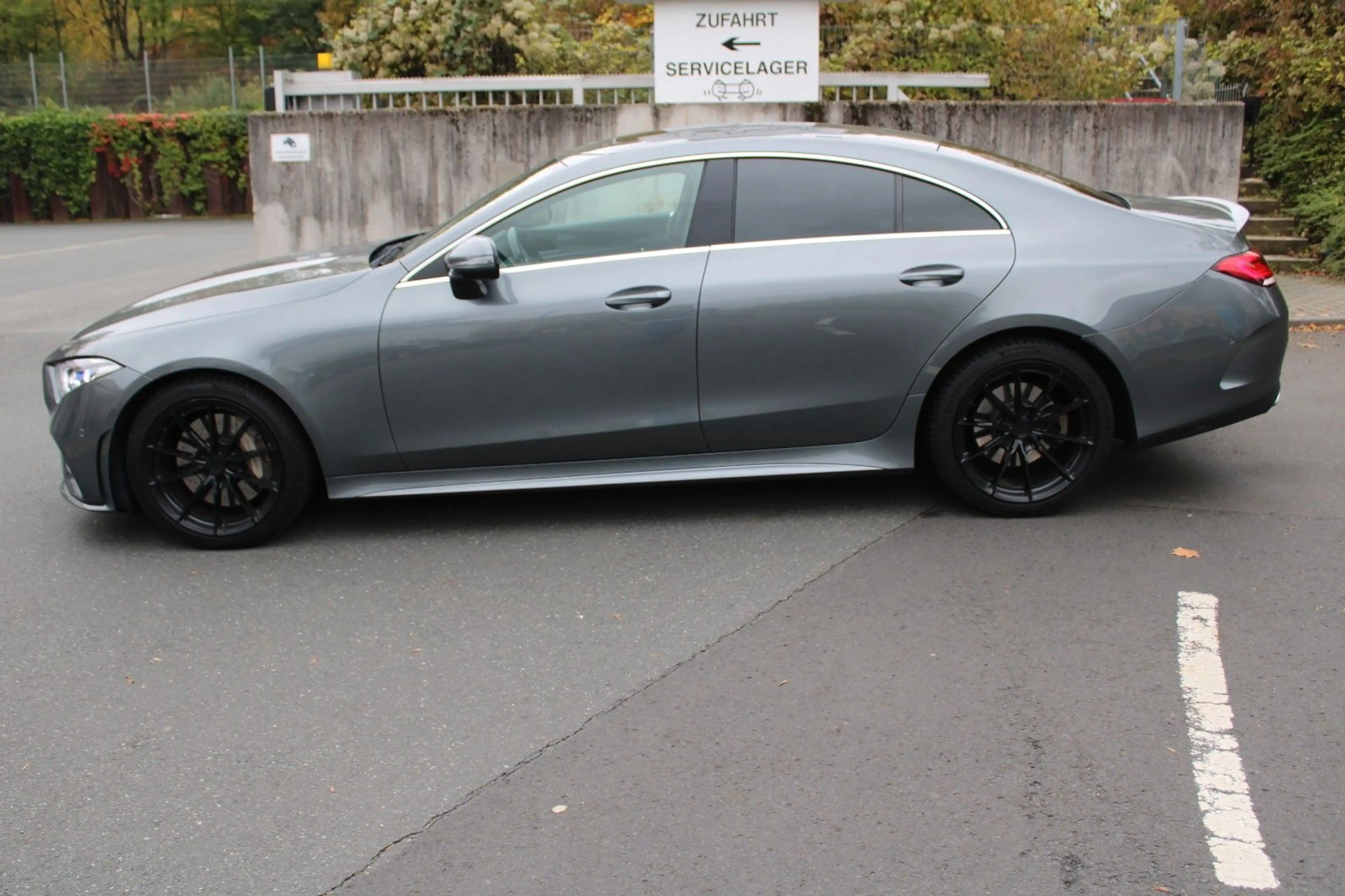 Mercedes-Benz CLS 350 AMG Line Leder SD Distronic Plus — photo 11