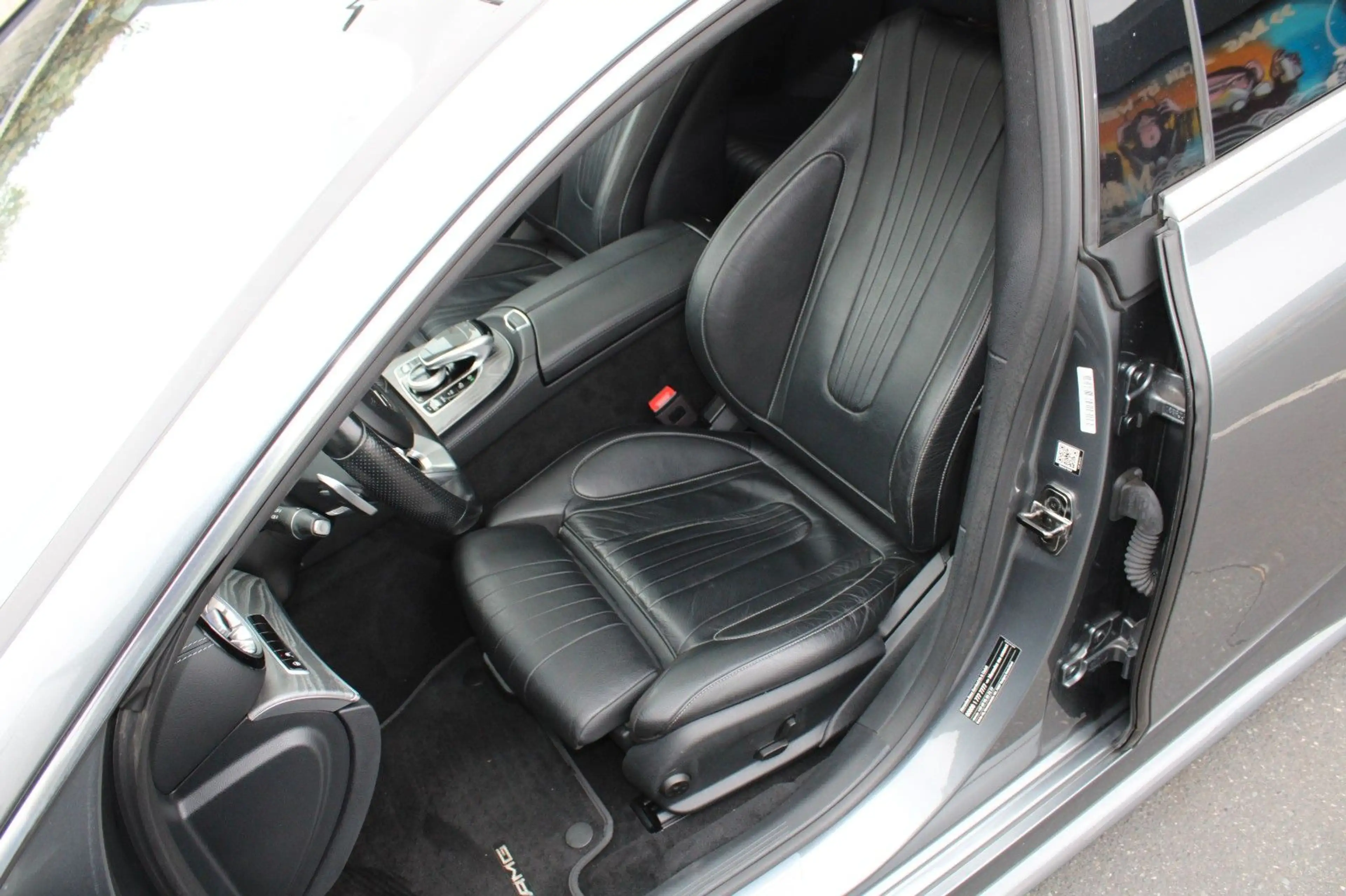 Mercedes-Benz CLS 350 AMG Line Leder SD Distronic Plus — photo 13