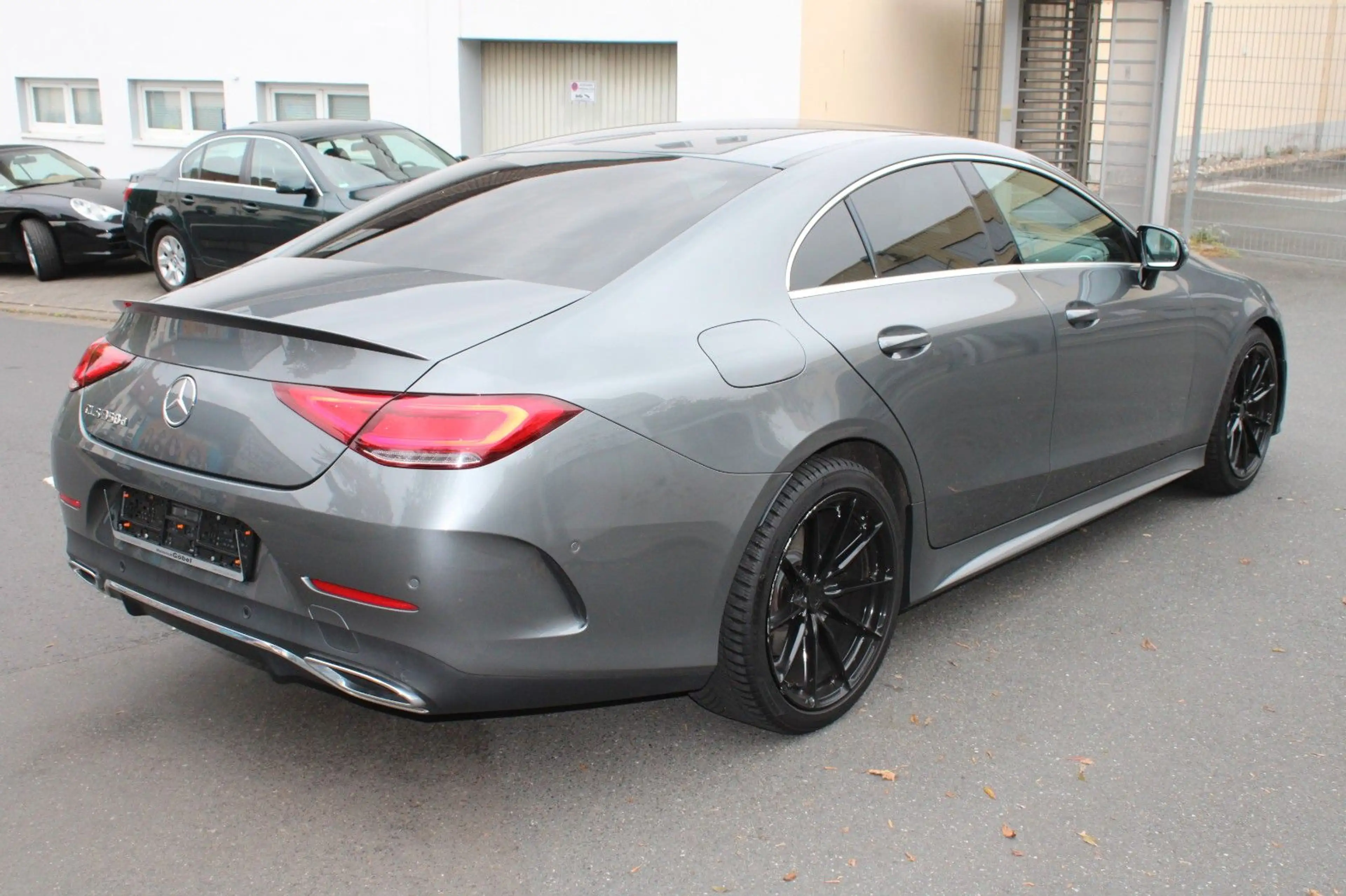 Mercedes-Benz CLS 350 AMG Line Leder SD Distronic Plus — photo 8
