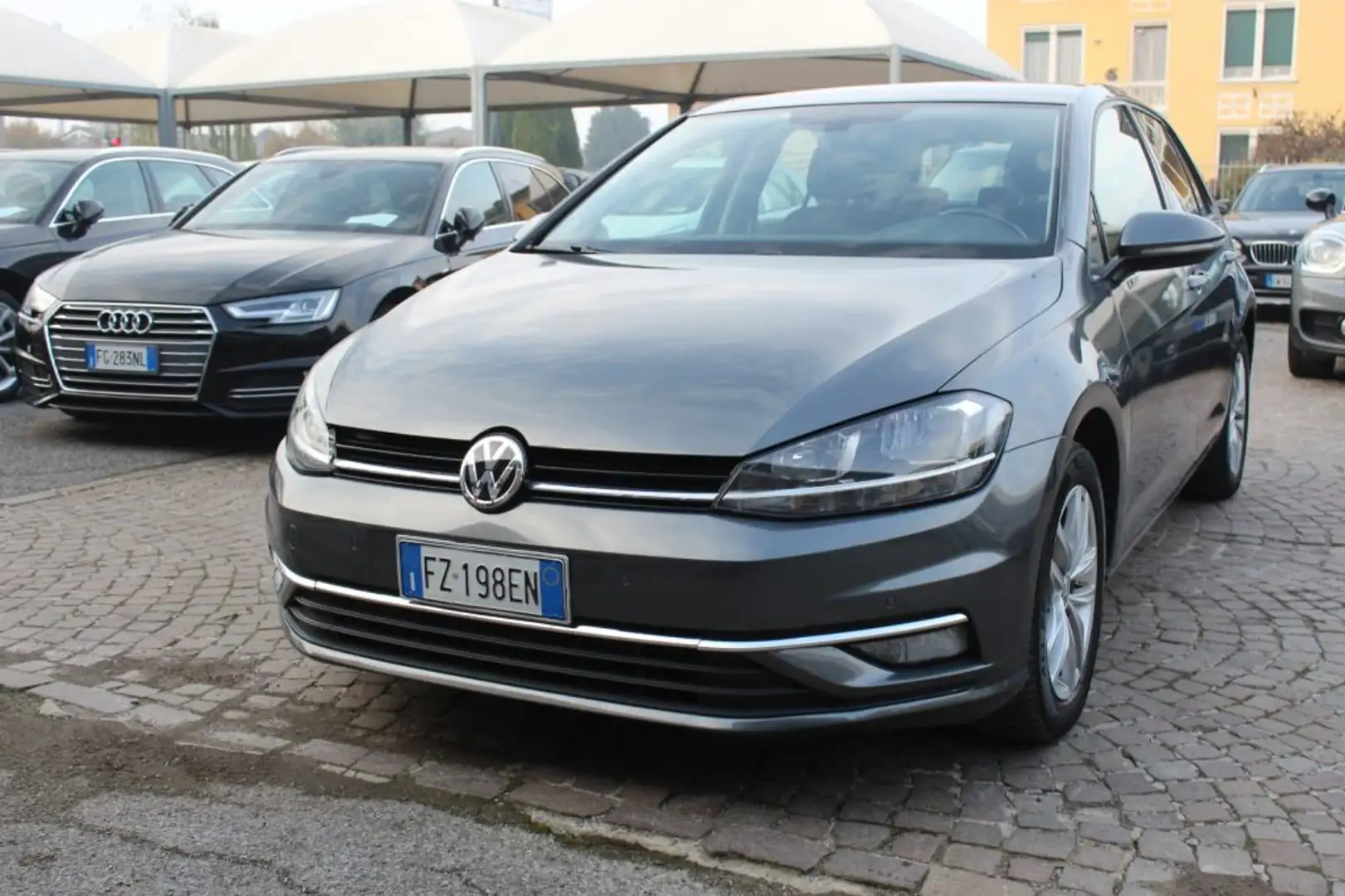 Volkswagen Golf 7 2.0 TDI DSG 5p Business Grigio - 1