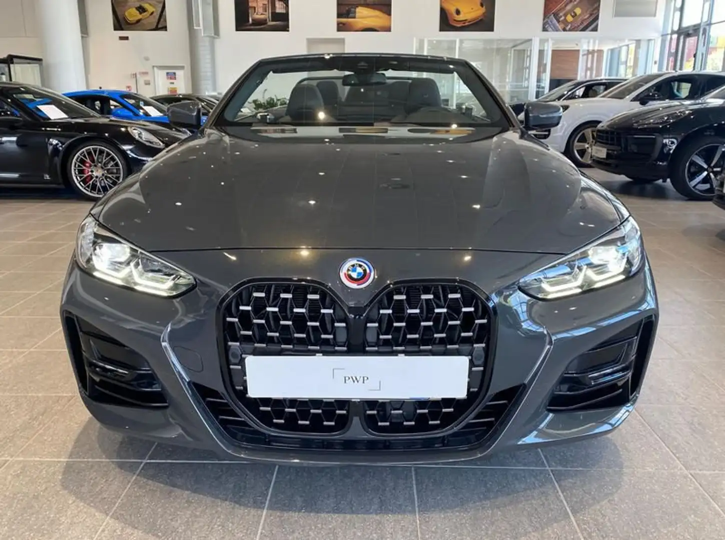 BMW 420 420d Cabrio M Sport Mild Hybrid Msport Šedá - 2