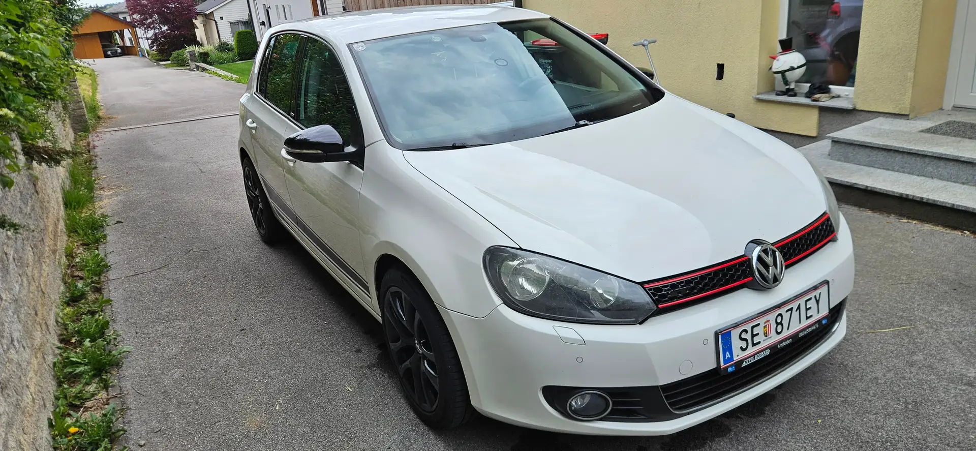 Volkswagen Golf Sky 2,0 TDI DPF Weiß - 2