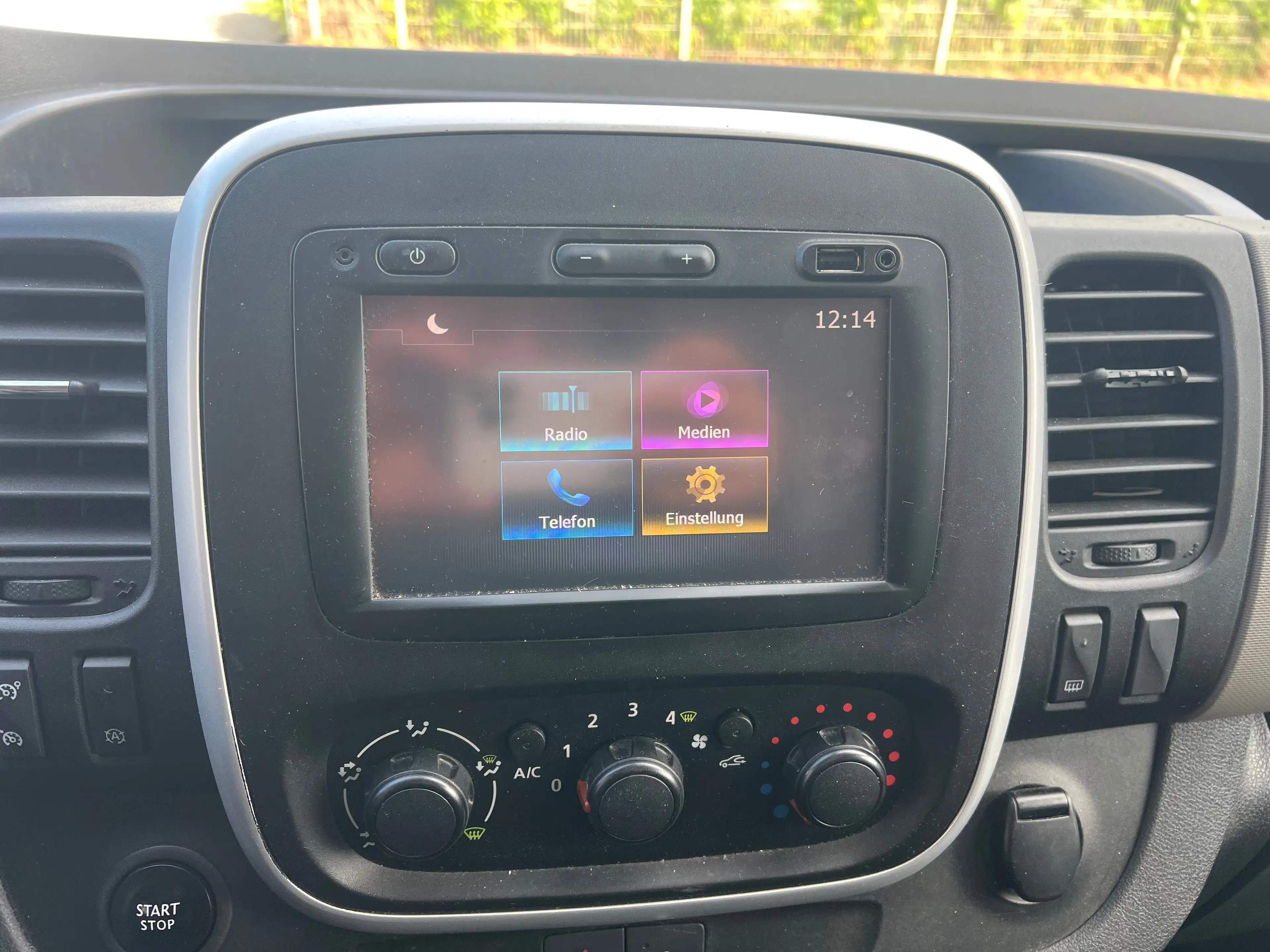 Renault Trafic 1.6 L2H1 Expression *9.SITZER+RAMPE+BEHINDERT* 2016 — photo 13