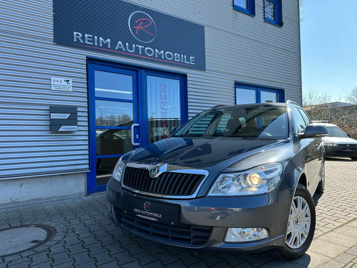 Skoda Octavia Combi 1.2 TSI "Ambiente"*KLIMA*TEMPOMAT*AHK* Gri - 1