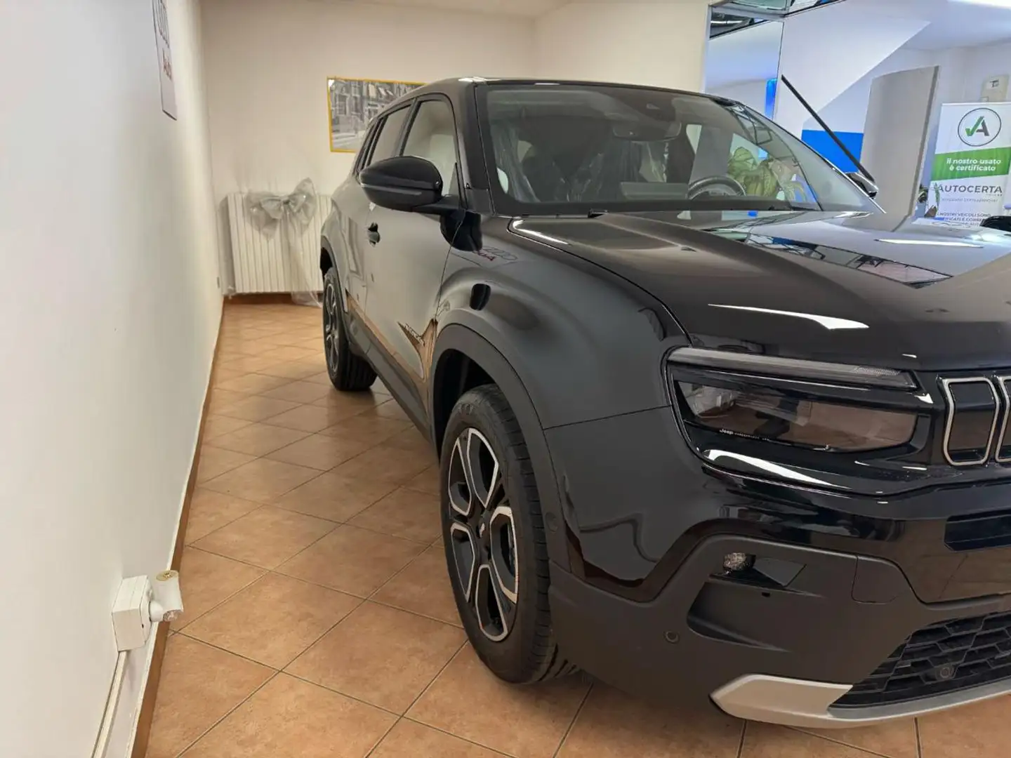 Jeep Avenger 1.2 Turbo Summit Nero - 2