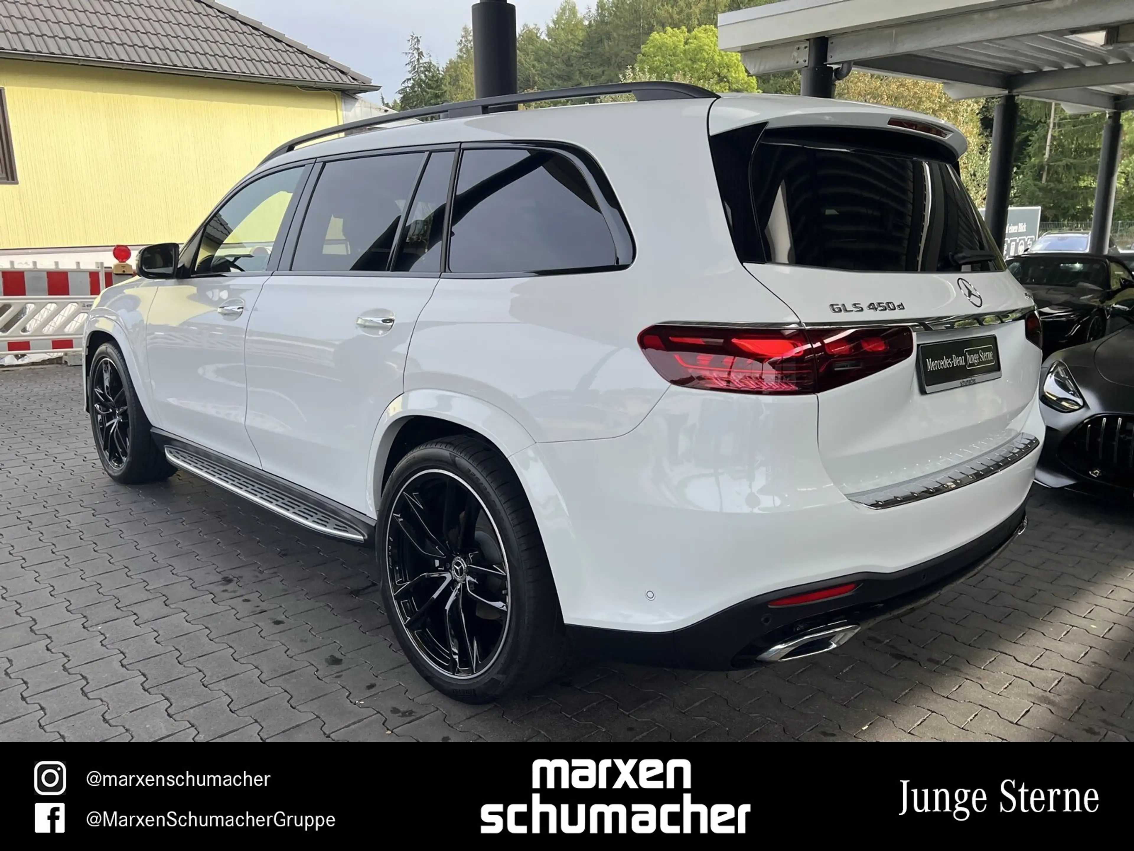 Mercedes-Benz GLS 450 GLS 450 d 4M AMG 7Sitze+Standh+BU3D+PremPlus+AHK — photo 6