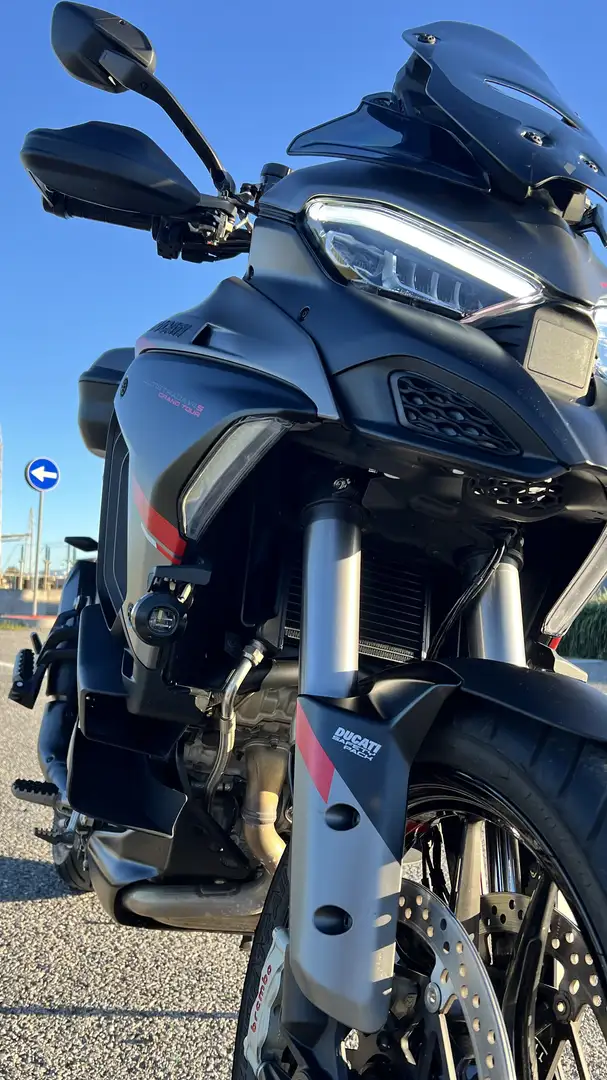 Ducati Multistrada V4 S gran turismo - 2