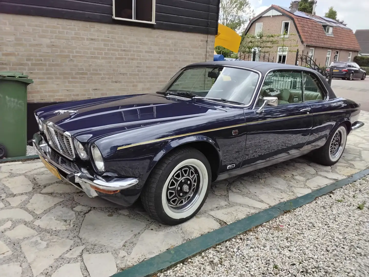 Jaguar XJ6 XJ6 Coupé Aut. Blau - 2