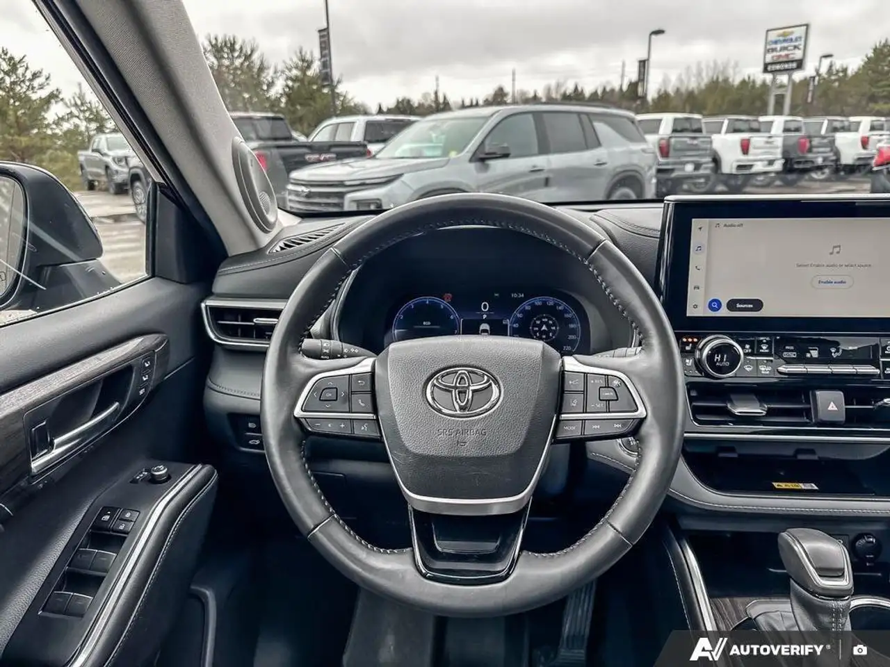 Toyota Highlander снимка Toyota Highlander