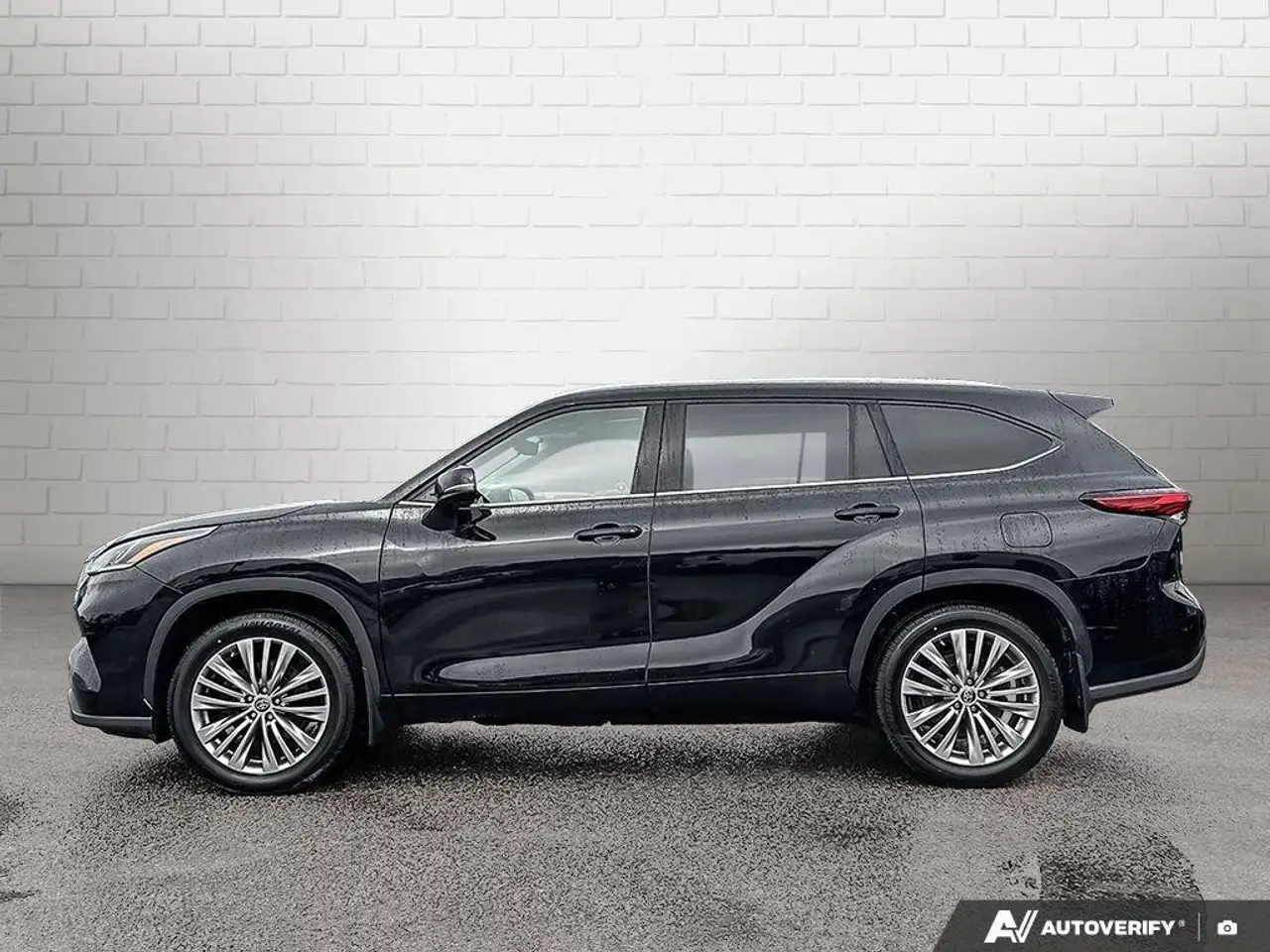 Toyota Highlander снимка Toyota Highlander