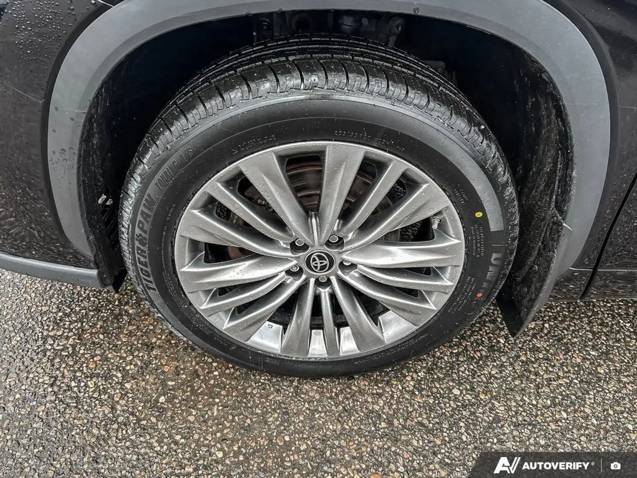 Toyota Highlander снимка Toyota Highlander