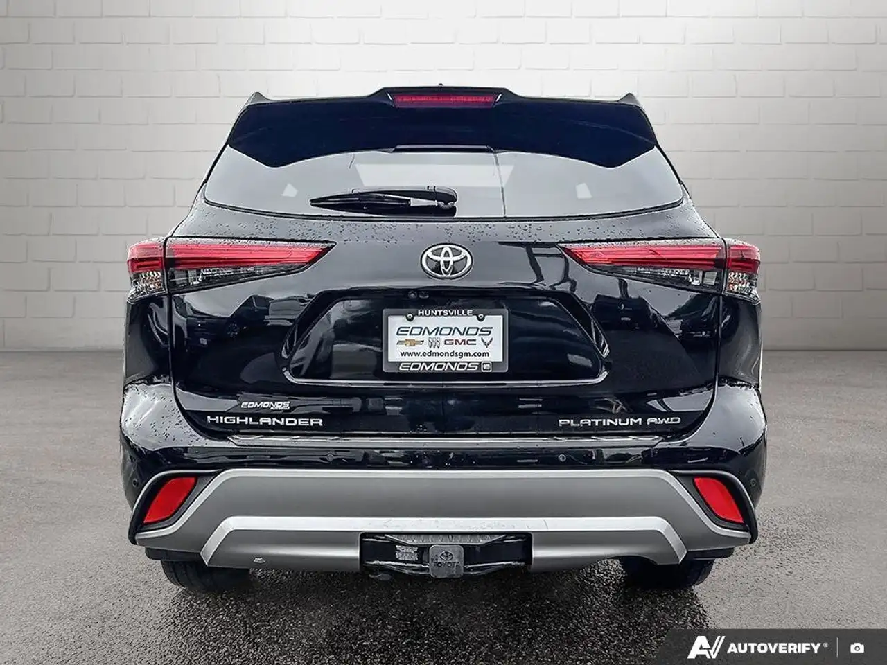 Toyota Highlander снимка Toyota Highlander