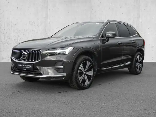 Volvo XC60 view 2