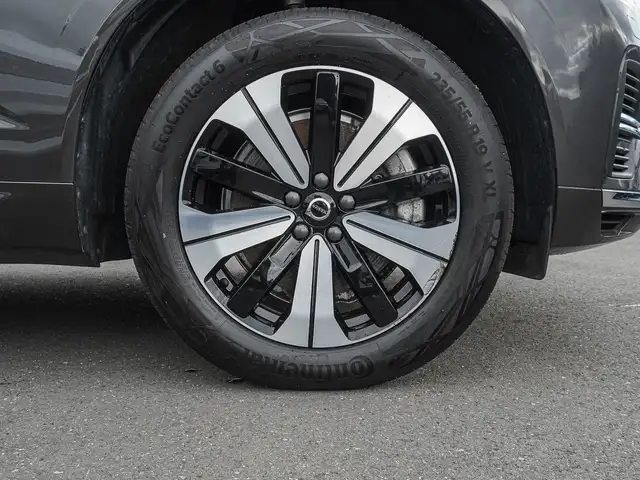 Volvo XC60 view 7