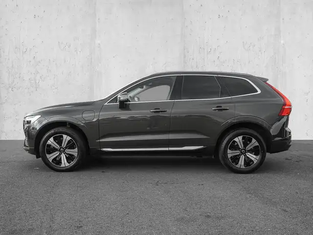 Volvo XC60 view 5