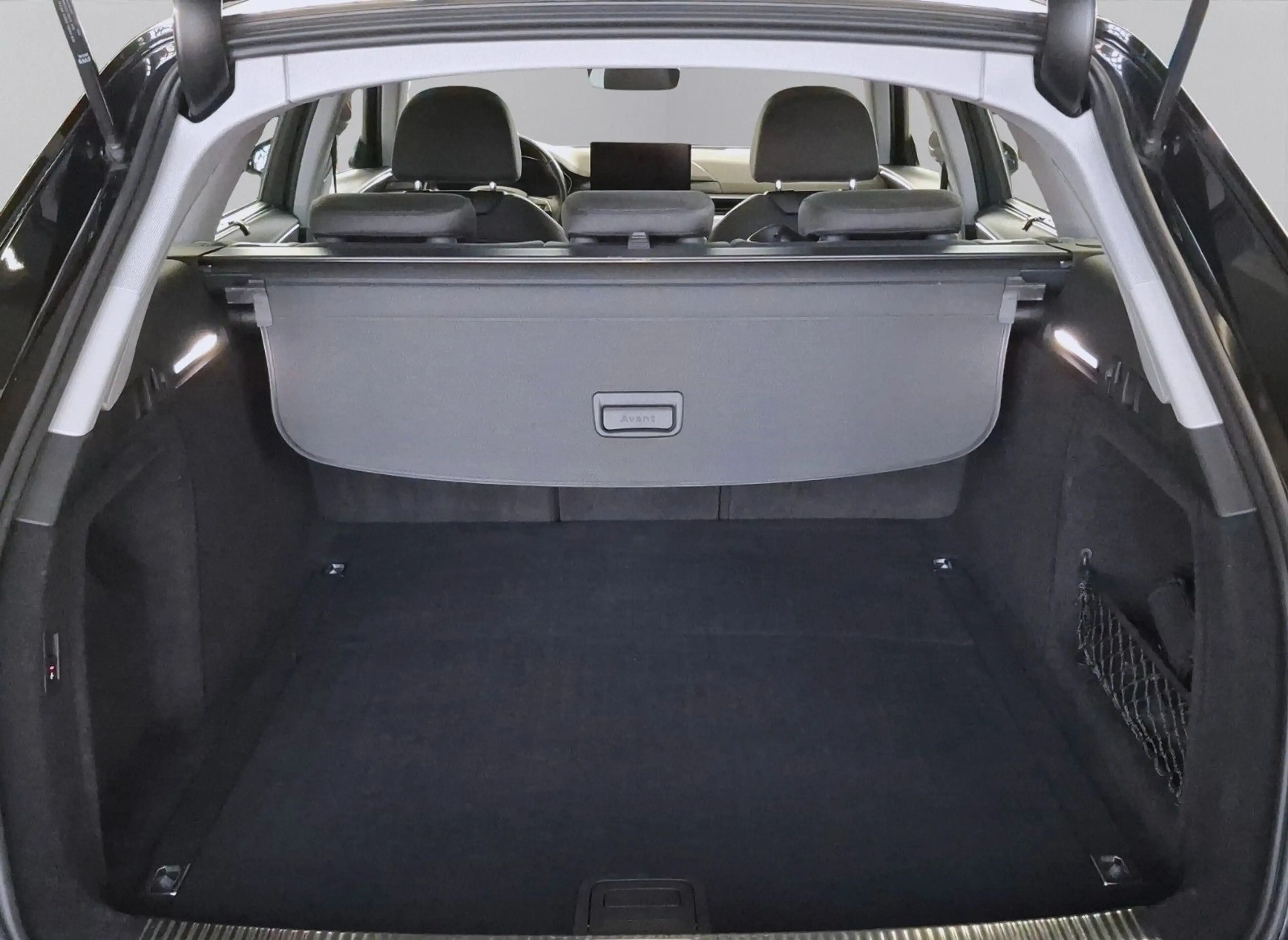 Audi A4 Avant 45 TFSI quattro,Navi,LED,ViCo,ACC,AHK — photo 26