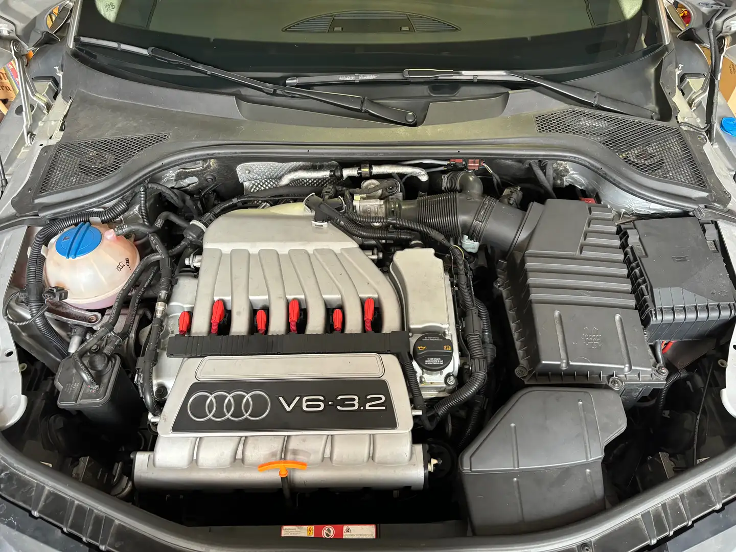 Audi TT 3.2 V6 quattro s-tronic Motore nuovo gar. Audi IT Argento - 2
