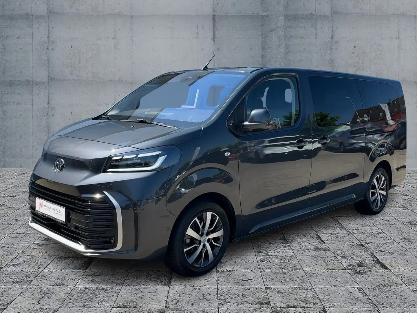 Toyota Proace Verso L2 2.0 D-4D TEAM D LED+NAVI+ACC+RFK Grau - 2