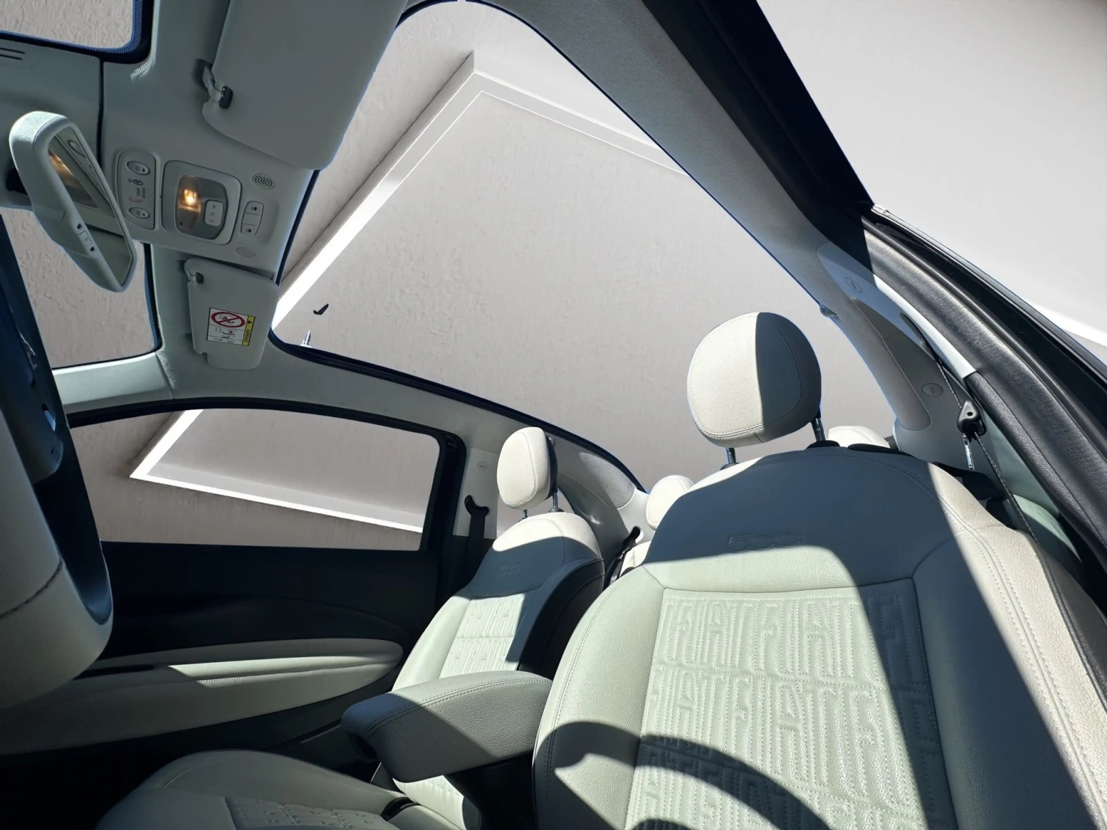 Fiat 500e Cabrio By Bocelli — photo 10