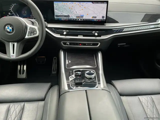BMW X6 view 7