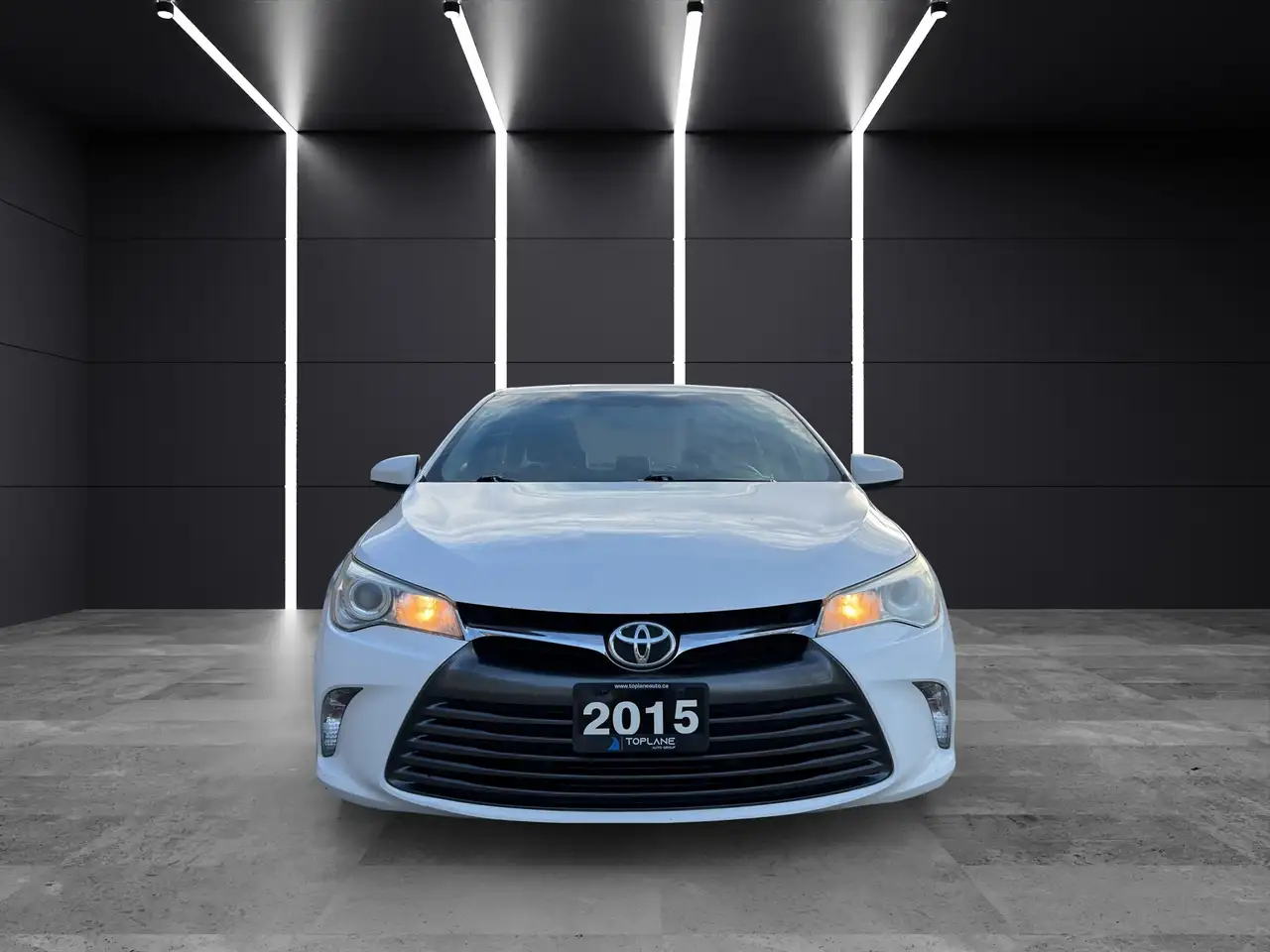 Toyota Camry снимка Toyota Camry