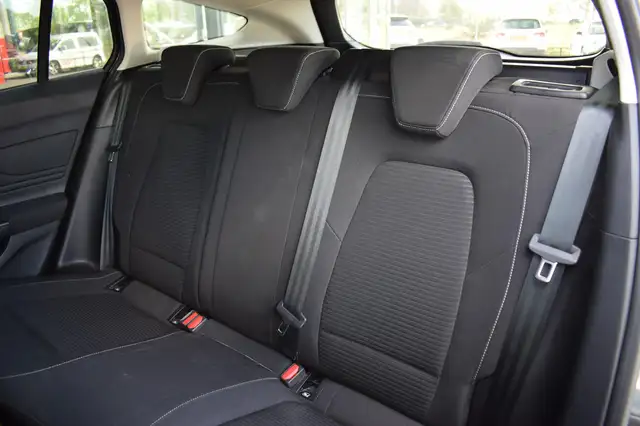 Ford Focus view 6