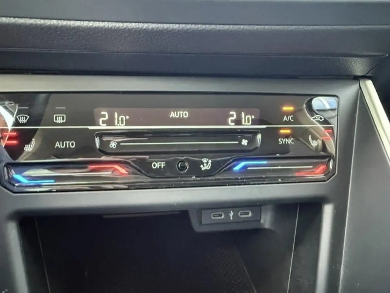 Volkswagen Polo 1.0 Benzine 80 PK Cruise AppConnect Pdc Zetelverwarming Airco, миниатюра 16