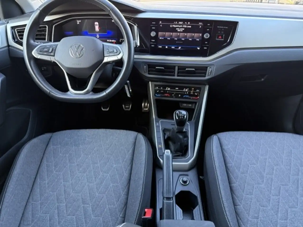 Volkswagen Polo 1.0 Benzine 80 PK Cruise AppConnect Pdc Zetelverwarming Airco, миниатюра 8