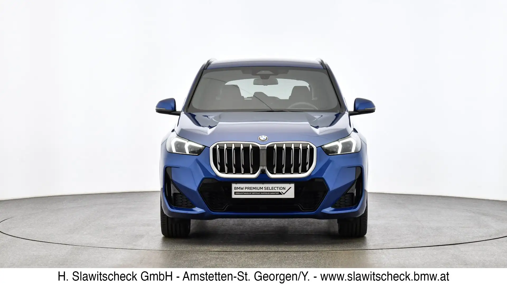 BMW X1 xDrive20d U11 Blau - 2