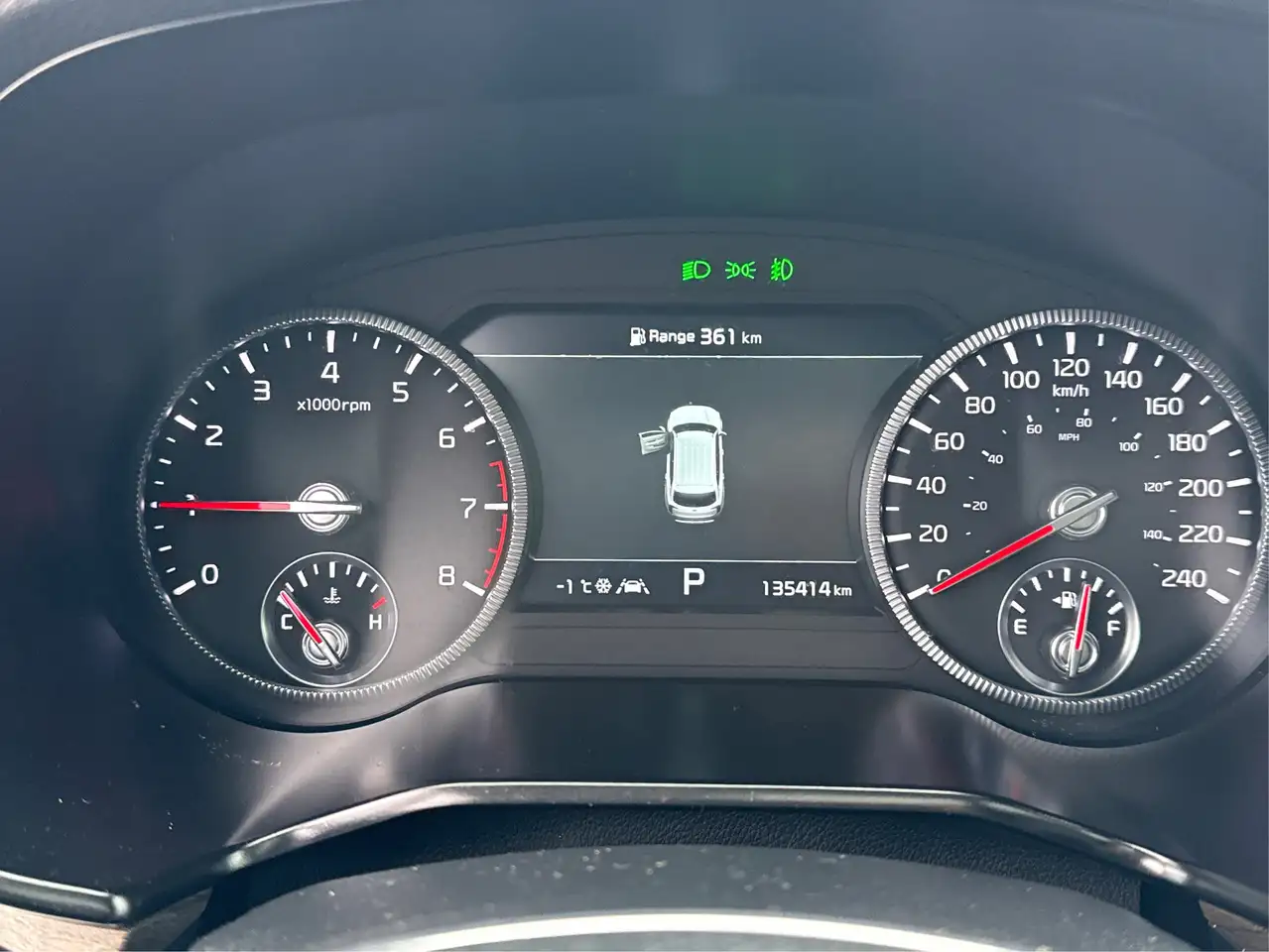 Kia Telluride снимка Kia Telluride