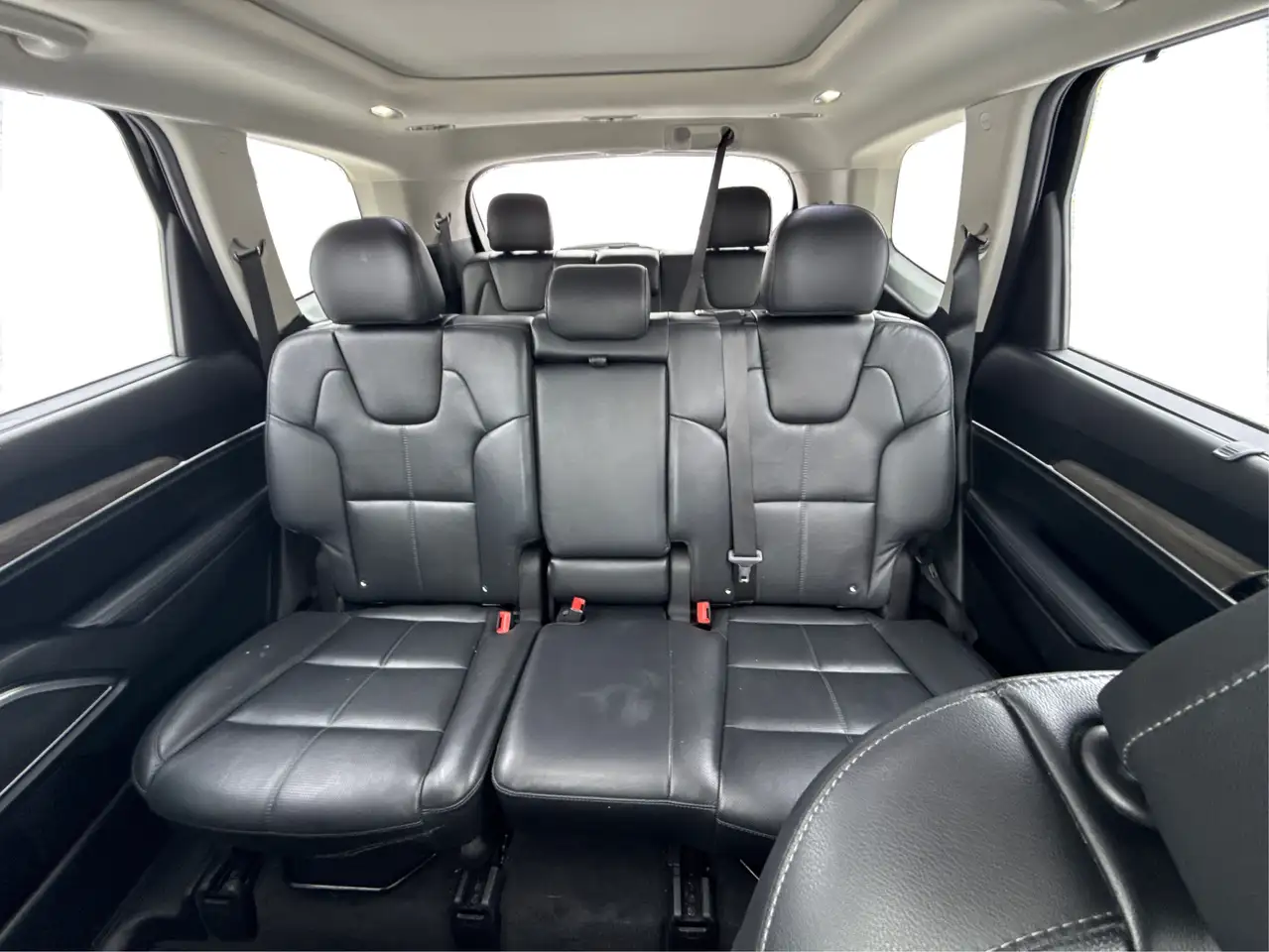 Kia Telluride снимка Kia Telluride