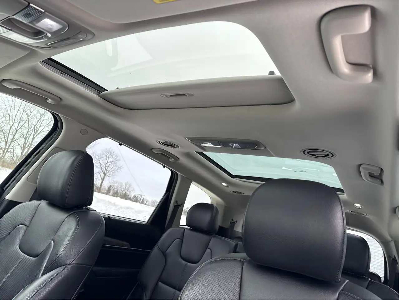 Kia Telluride снимка Kia Telluride