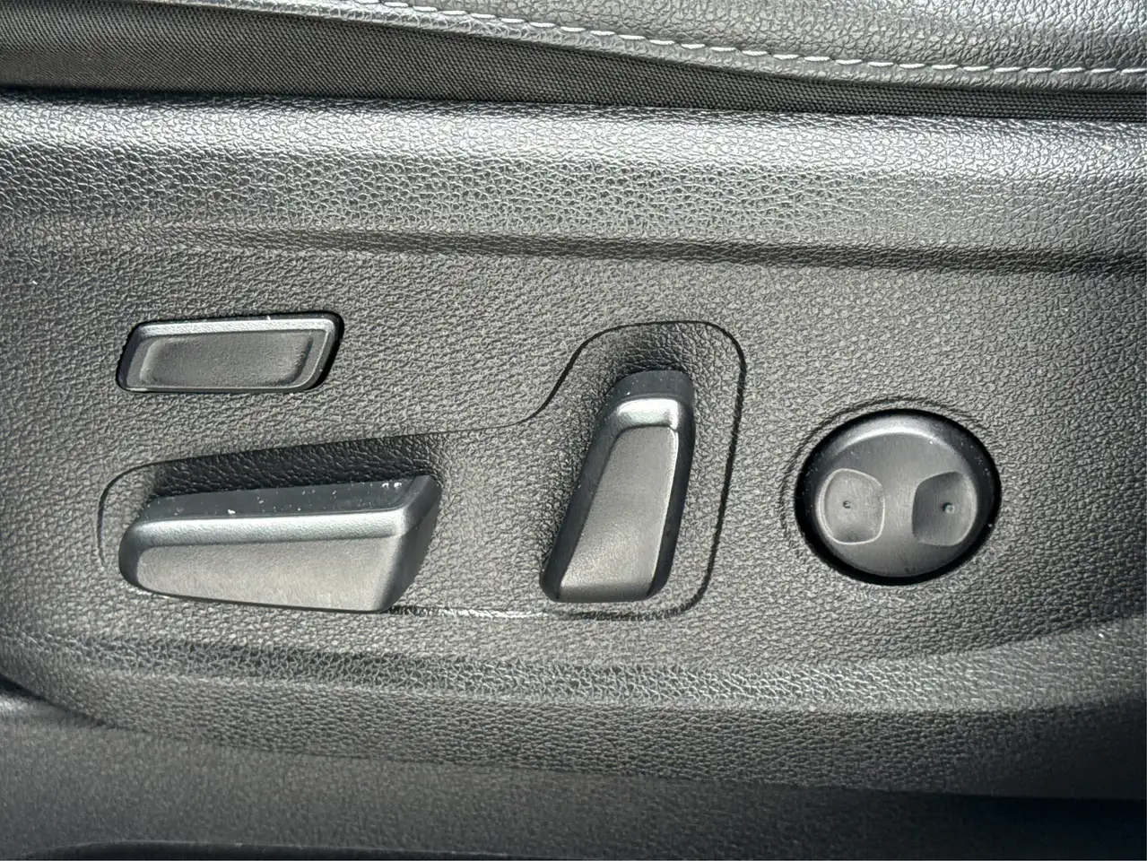 Kia Telluride снимка Kia Telluride