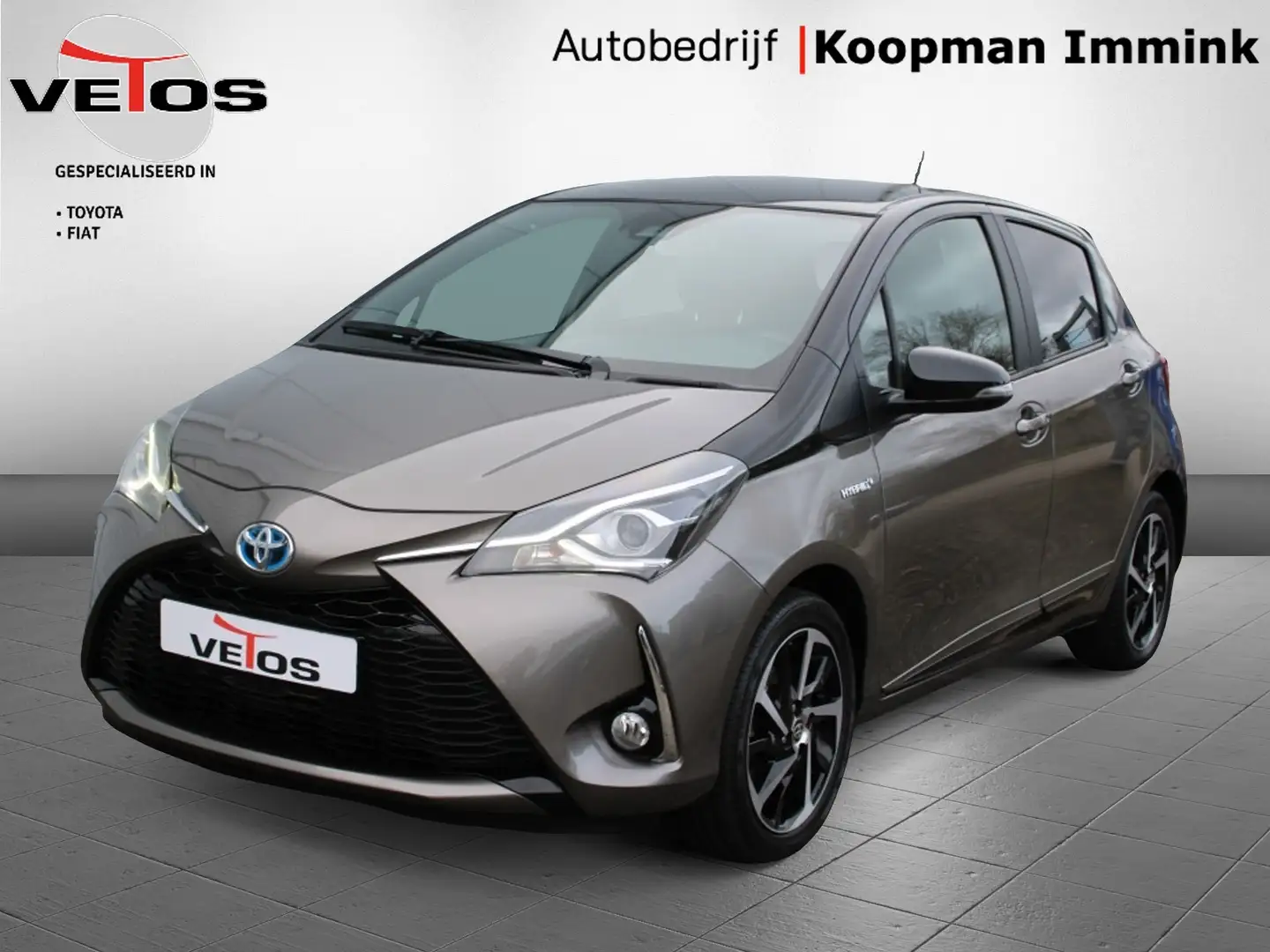 Toyota Yaris 1.5 Hybride Dynamic Gris - 1