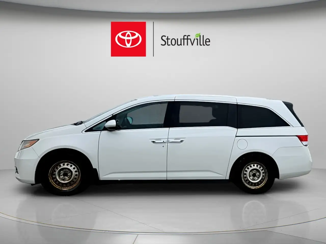 Honda Odyssey снимка Honda Odyssey