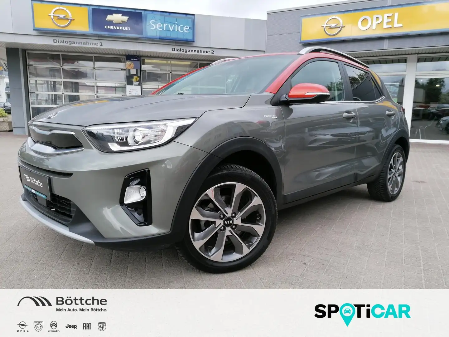 Kia Stonic Platinum Edition 1.0 TGDI AT/Allw/AHK/Navi/Shz/Kli Szürke - 1