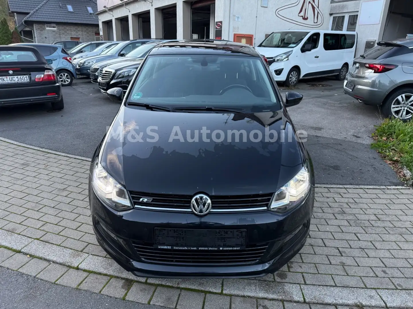 Volkswagen Polo V Lounge BMT/Start-Stopp Pano,Navi,SHZ,PDC Schwarz - 2