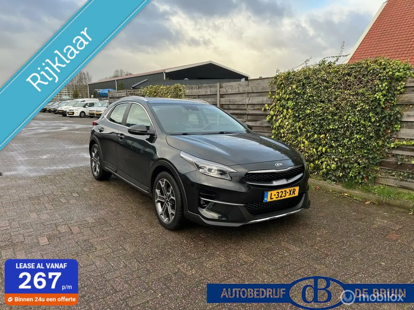 Kia XCeed 1.0 T-GDi DynamicLine Navigatie Zwart - 1