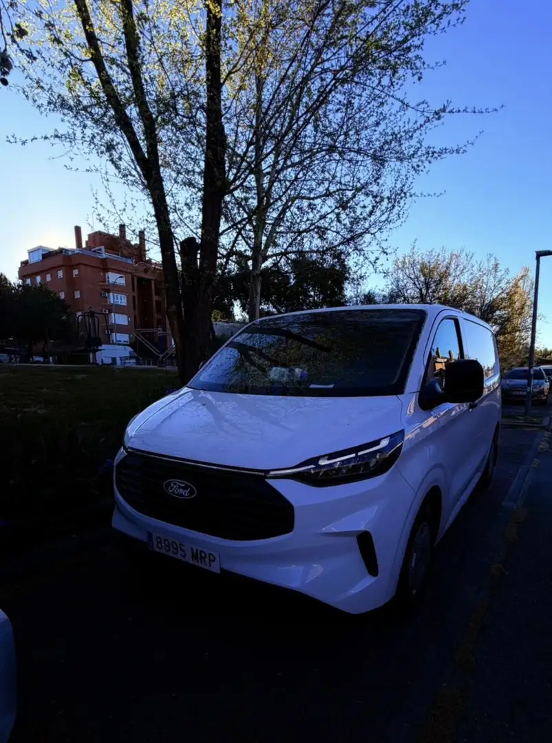 Ford Transit Custom Van 320 L2 Trend 136 NO NEGOCIABLE EL PRECIO - 1