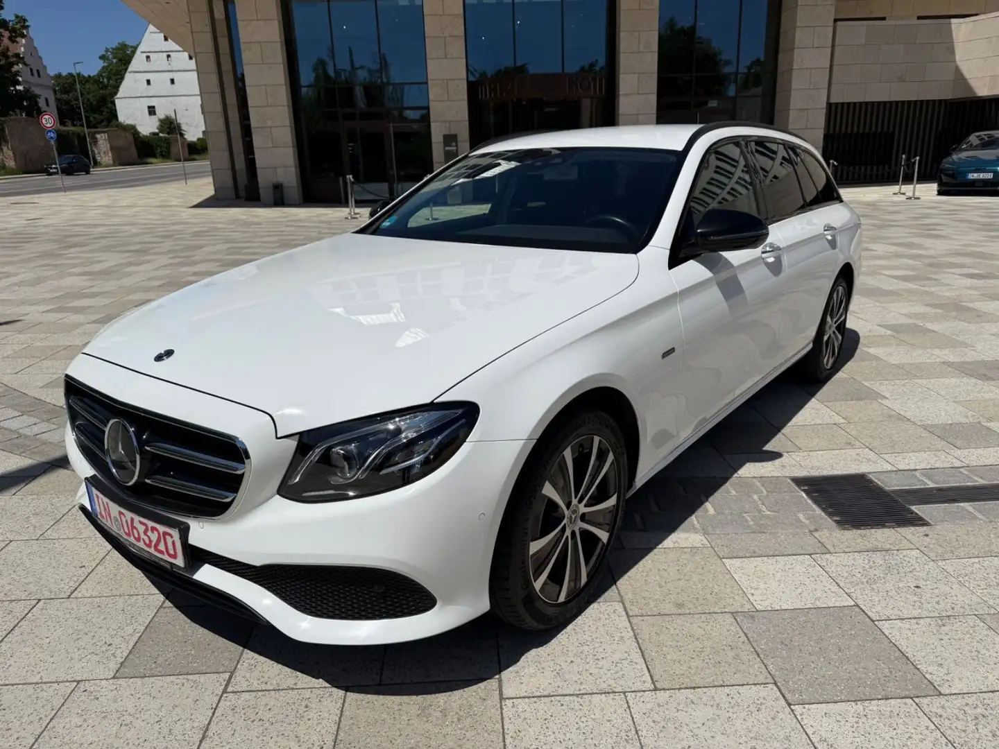 Mercedes-Benz E 300 T-Modell E 300 de Weiß - 1