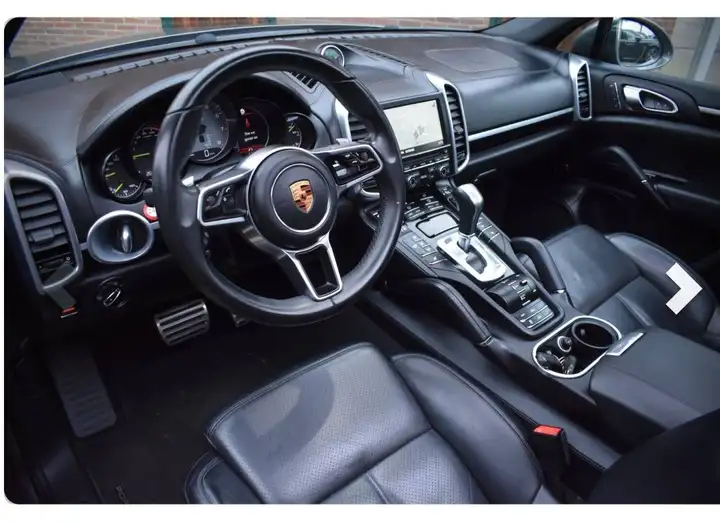 Porsche Cayenne S E-Hybrid (92AAE1) 2015, foto 12