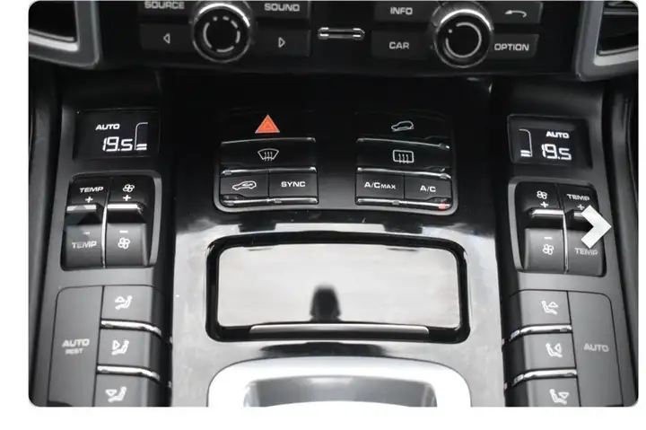 Porsche Cayenne S E-Hybrid (92AAE1) 2015, foto 31