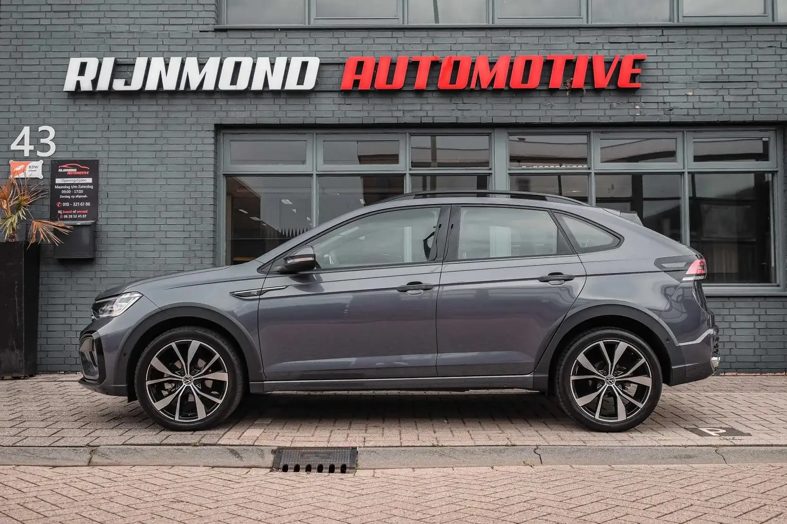 Volkswagen Taigo 1.5 TSI R-Line |Matrix| Dsg|Fabrieksgarantie |Carp Grau - 2