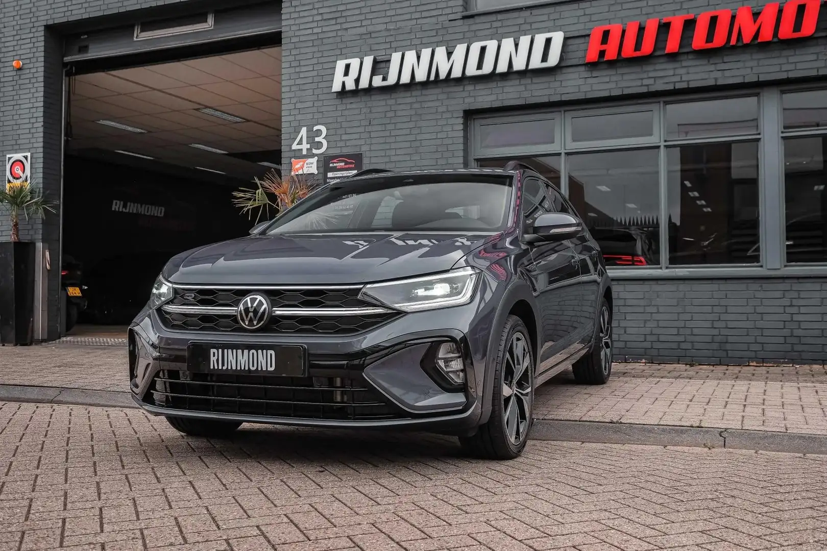 Volkswagen Taigo 1.5 TSI R-Line |Matrix| Dsg|Fabrieksgarantie |Carp Grau - 1
